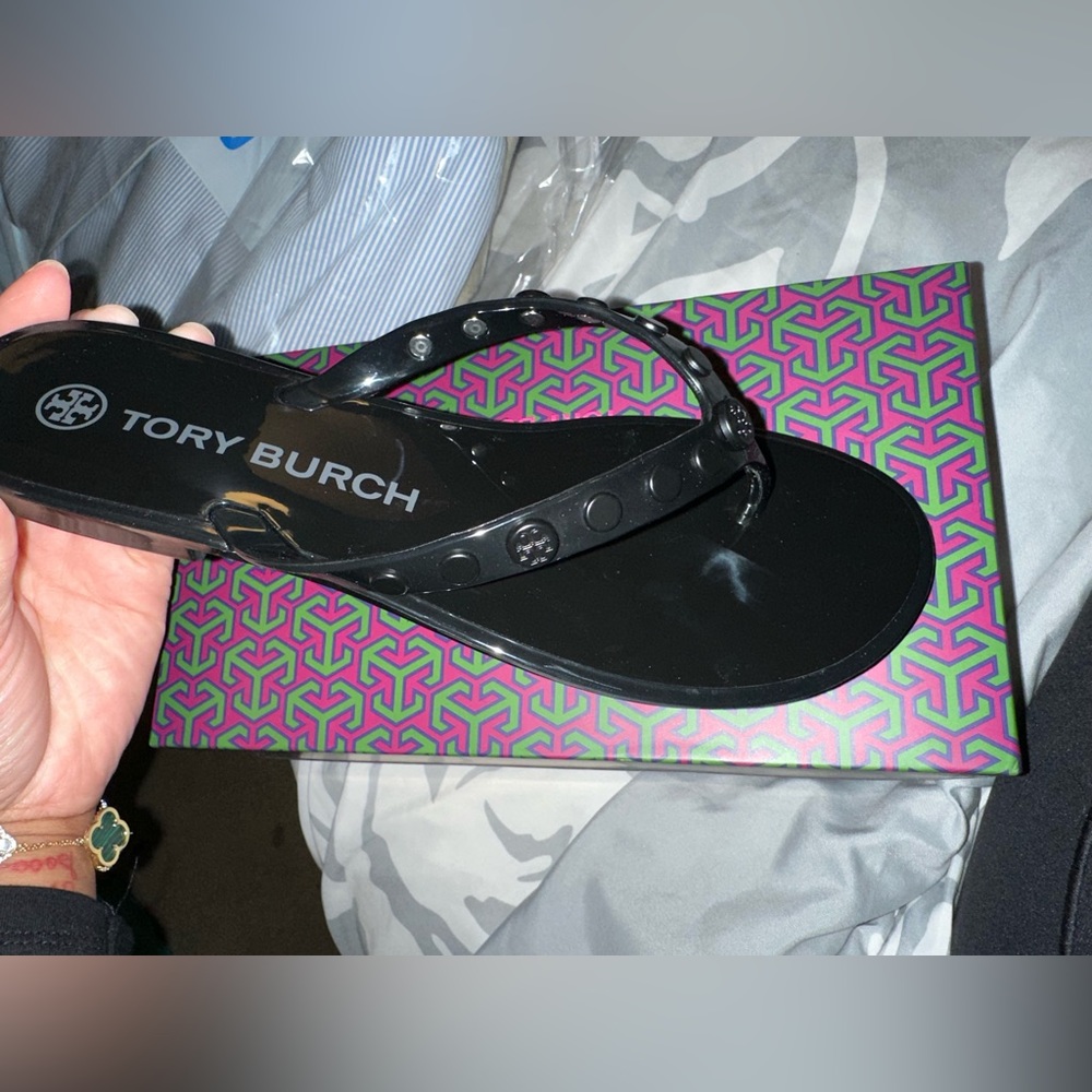 BRAND NEW TORY BURCH JELLY SANDALS
